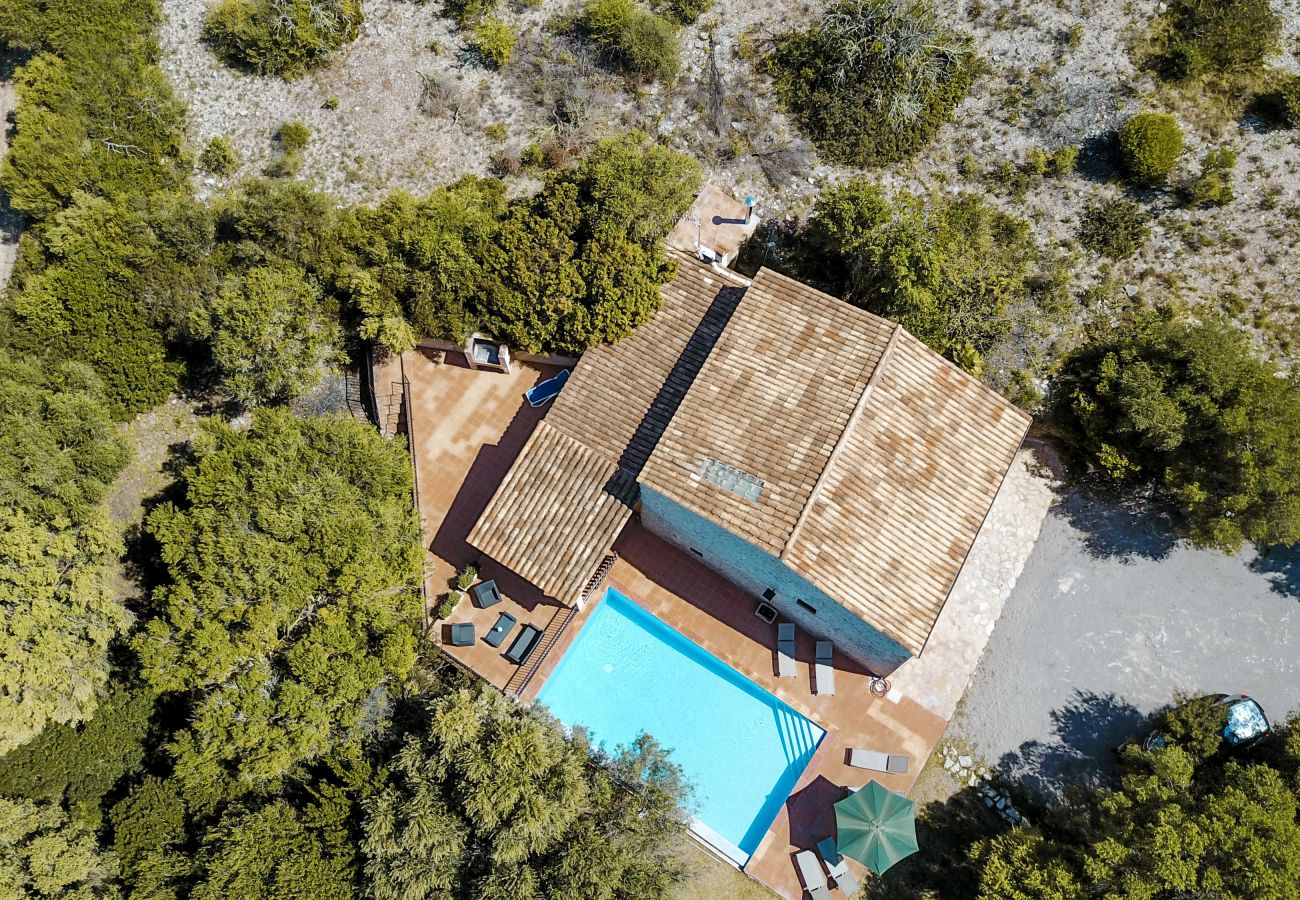 Luftbild mit Anwesen der Finca Can Bitla in Felanitx