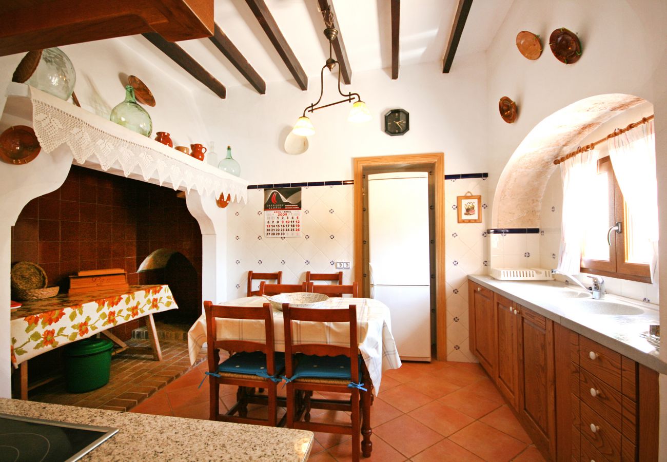 Helle Küche der Finca Ca Na Mera in Campos 