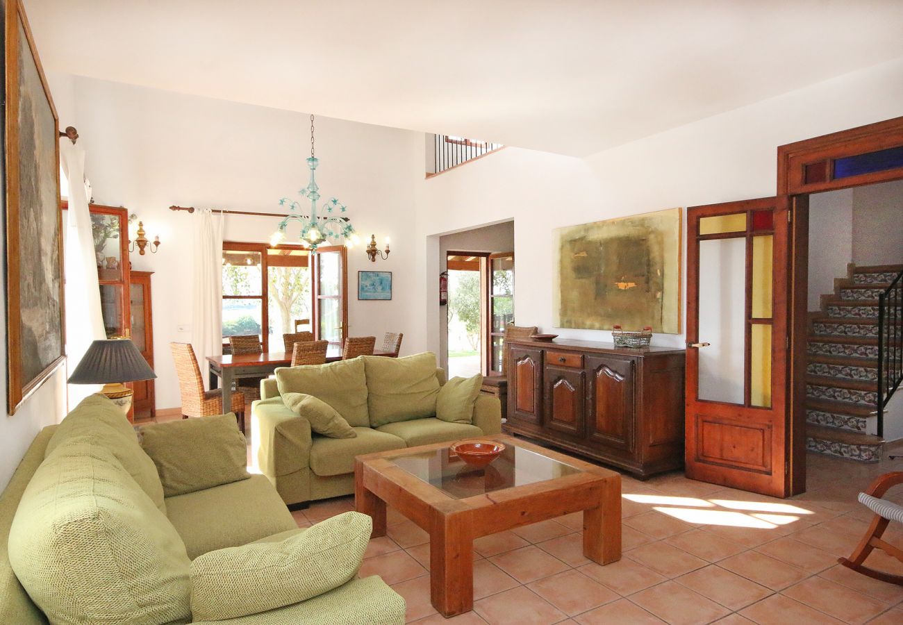 Gemütliches Wohnzimmer der Finca Vista Alegre in Manacor 