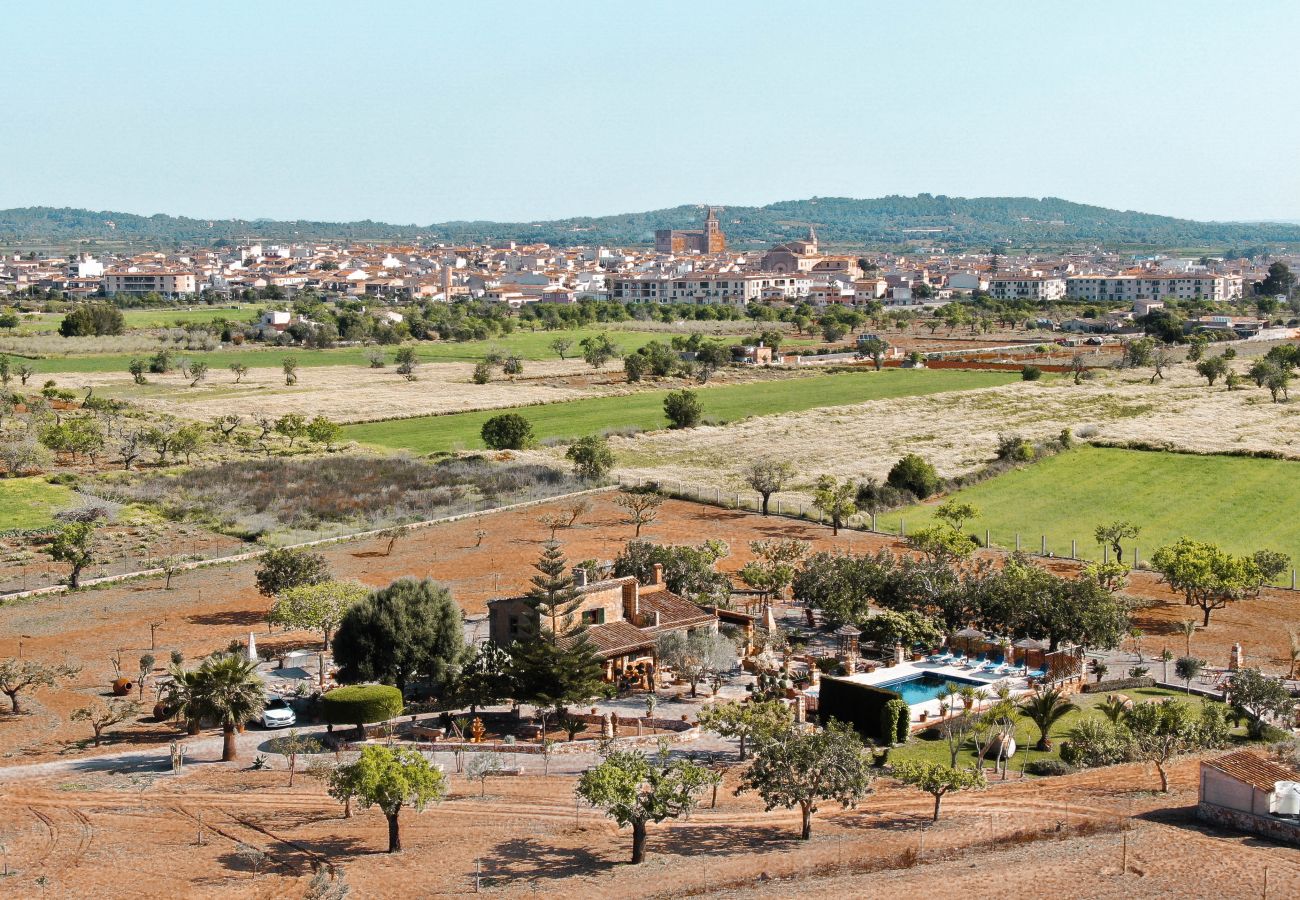 Luftbild und Umgebung der Finca Ses Terrasses in Porreres