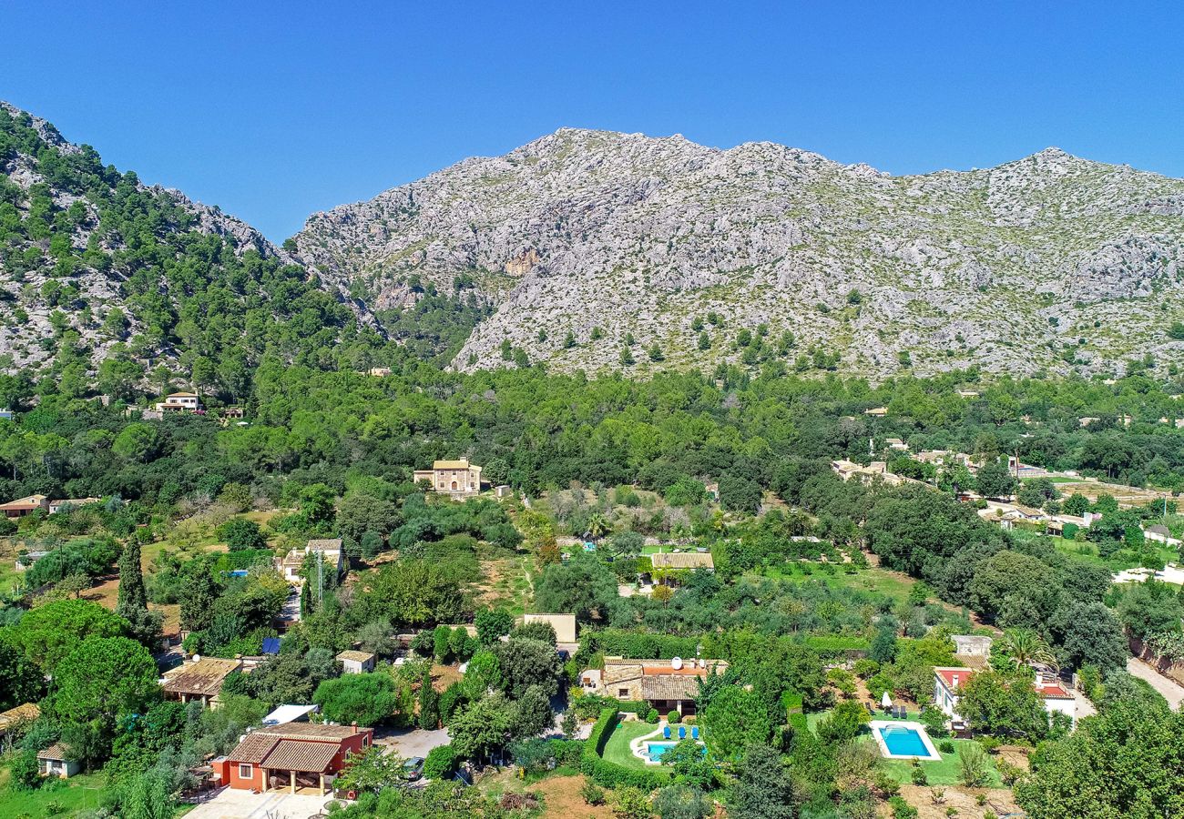 Luftbild der Landschaft von der Finca Finca Navarro in Pollensa 